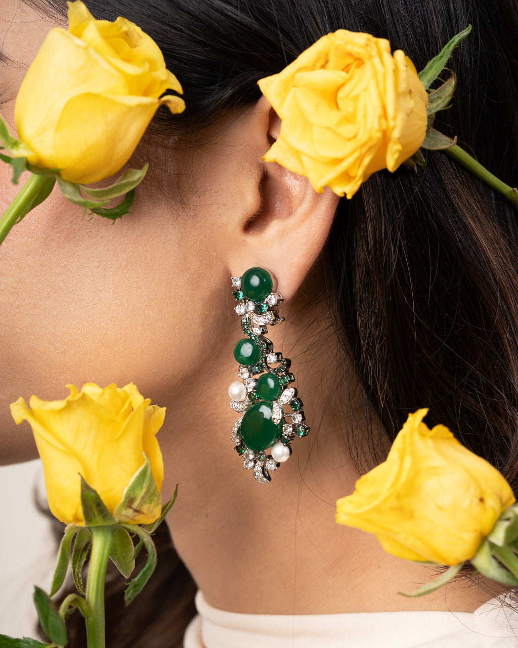 GREEN STONE SWIRL EARRINGS WITH PEARLS