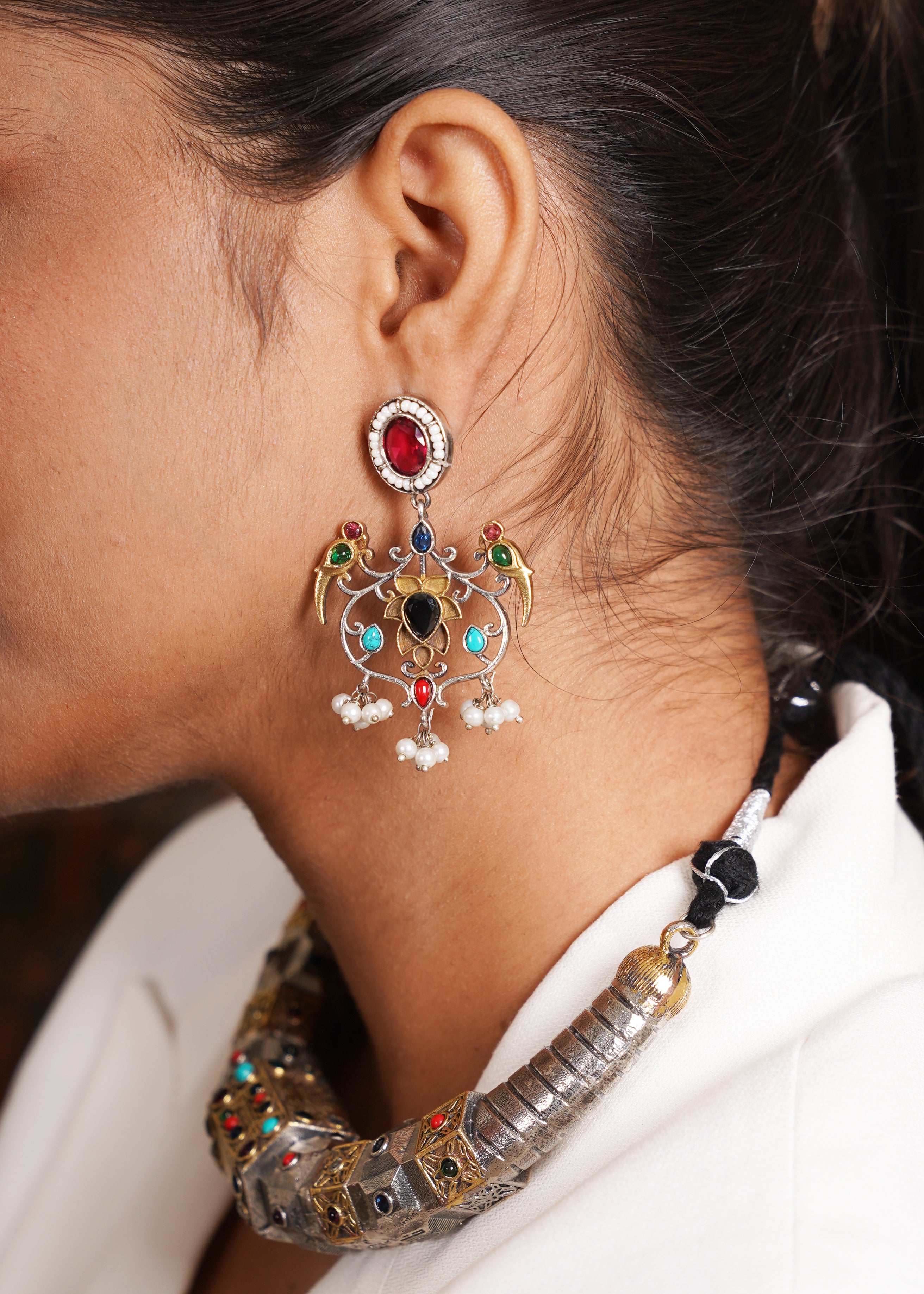 DUAL-TONED DOUBLE SIDED- MULTI STONE/PLAIN HASLI WITH EARRINGS