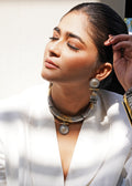 DUAL-TONED SELF DESIGN CHOKER WITH CIRCULAR PENDANT AND EARRINGS