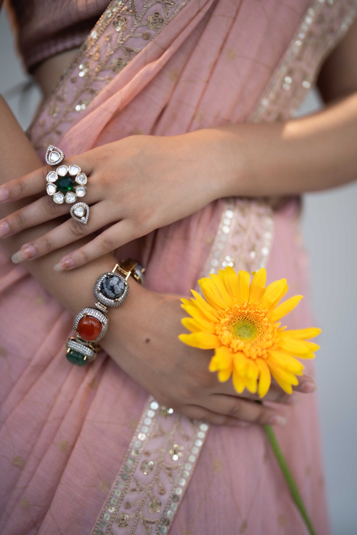 WHITE KUNDAN EMERALD STONE DOUBLE RING