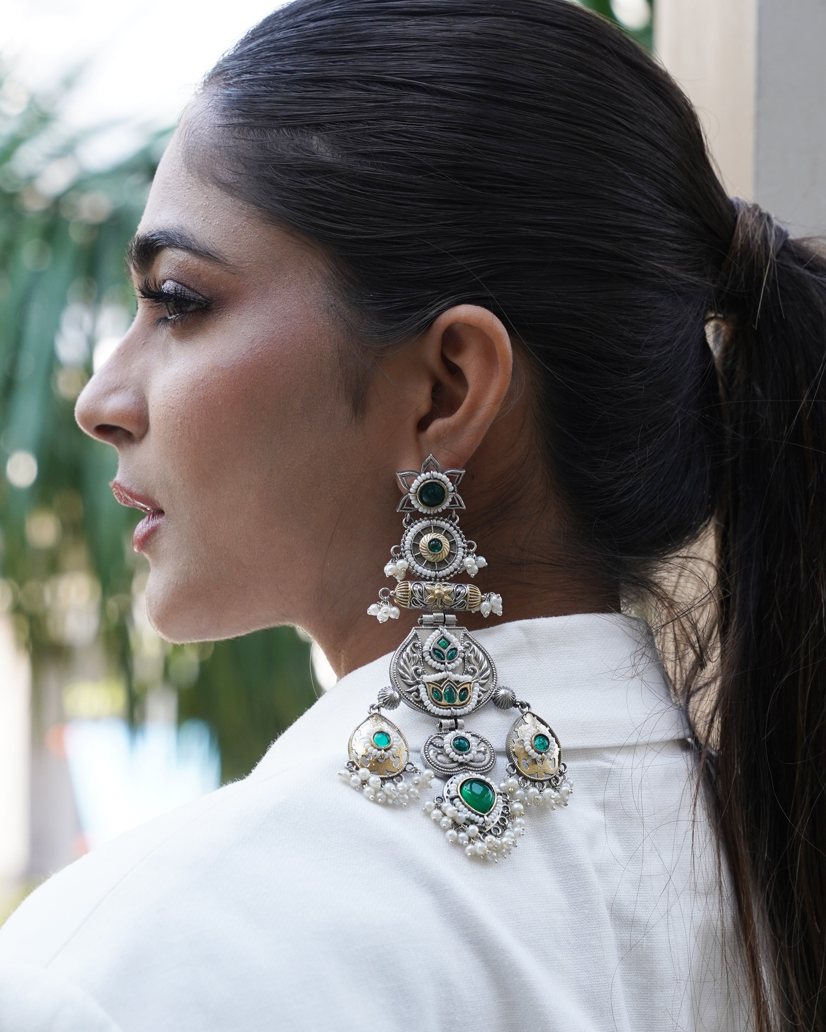 DUAL-TONED GREEN STONE 3 DIMENSION LONG EARRINGS