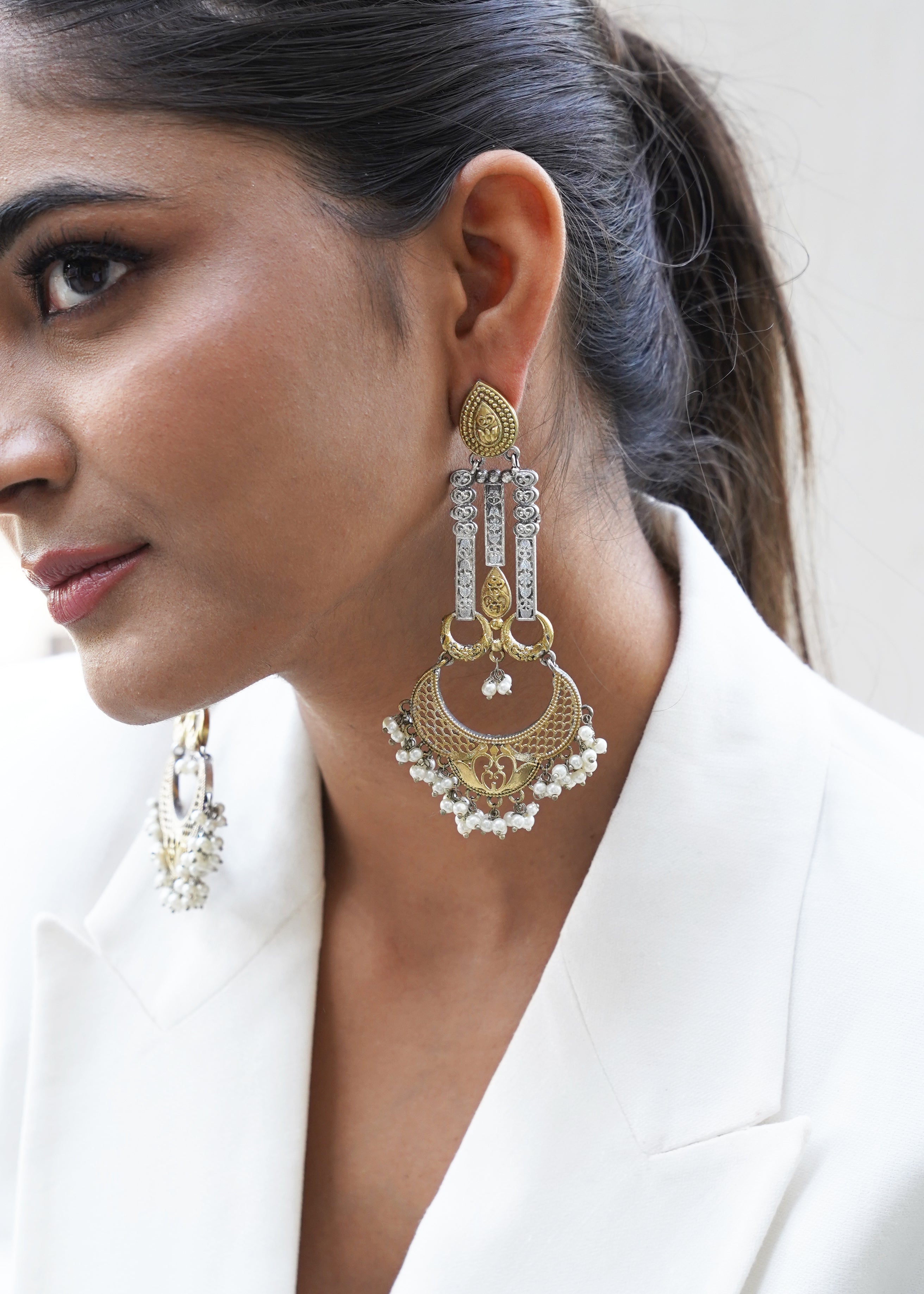 DUAL-TONED VERTICAL & CRESCENT SHAPED EARRINGS
