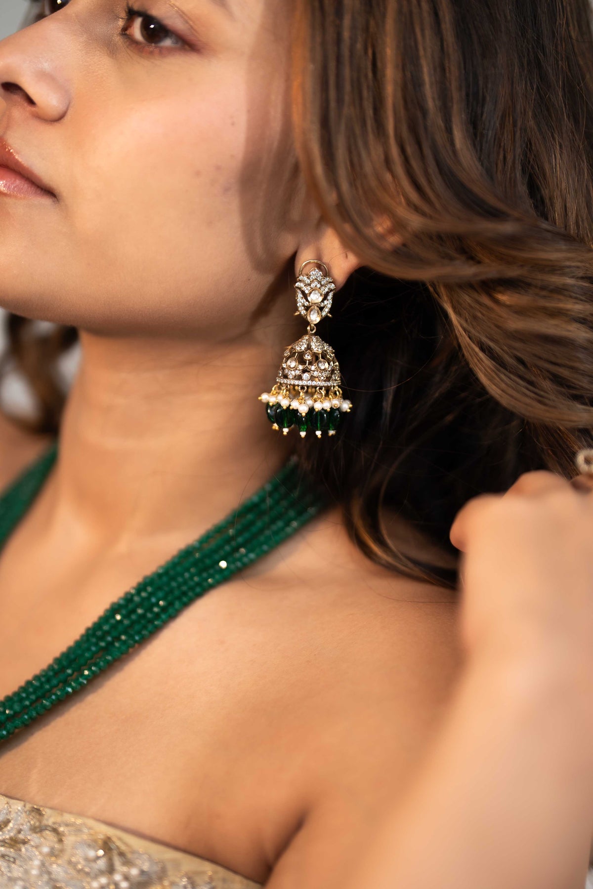 EMERALD GREEN BEADS TEMPLE SET