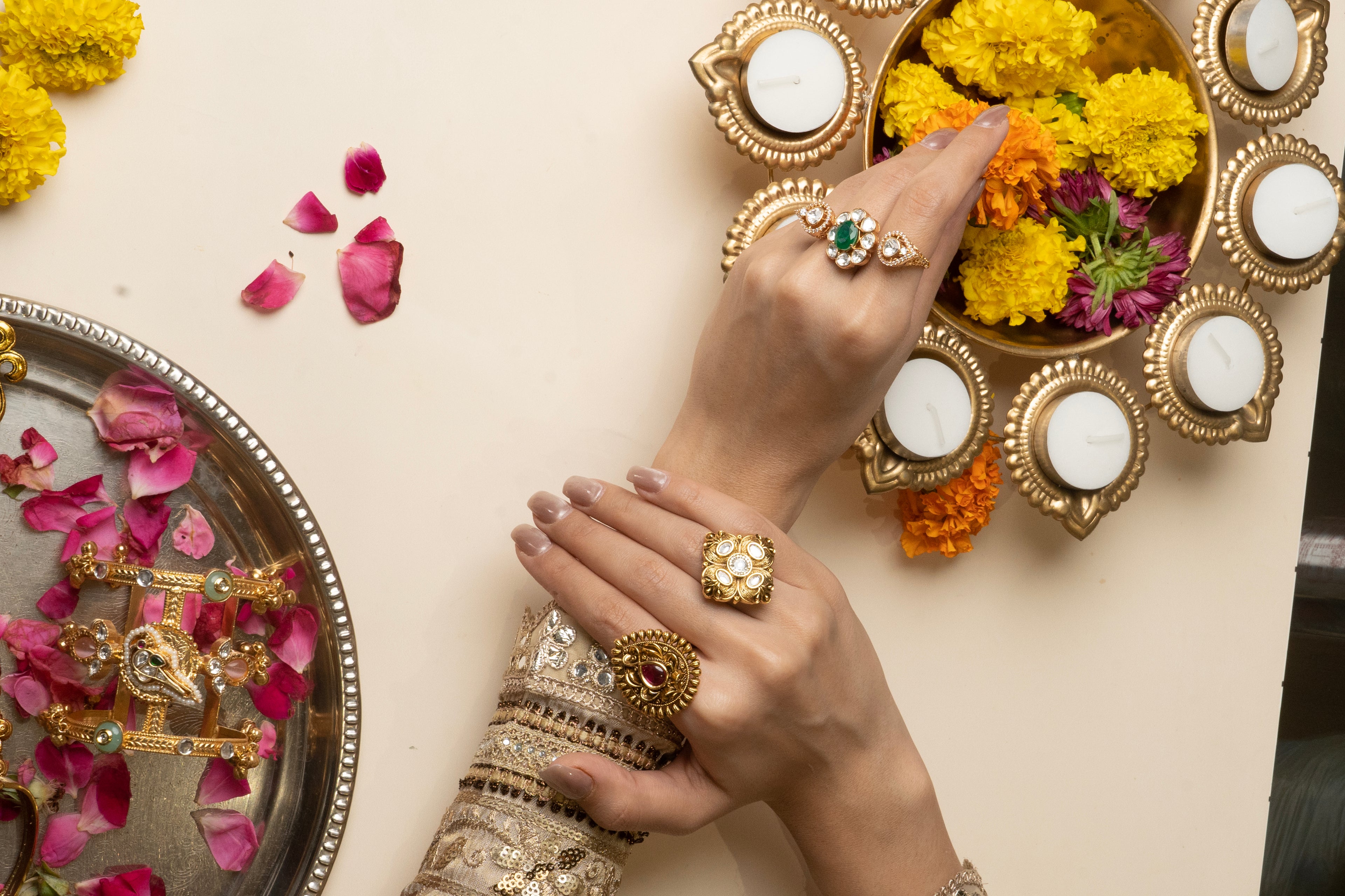 ANTIQUE GOLD RUBY PEAR SHAPED RING