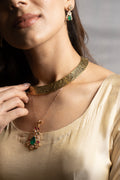 GOLD FLORAL CARVED HASLI
