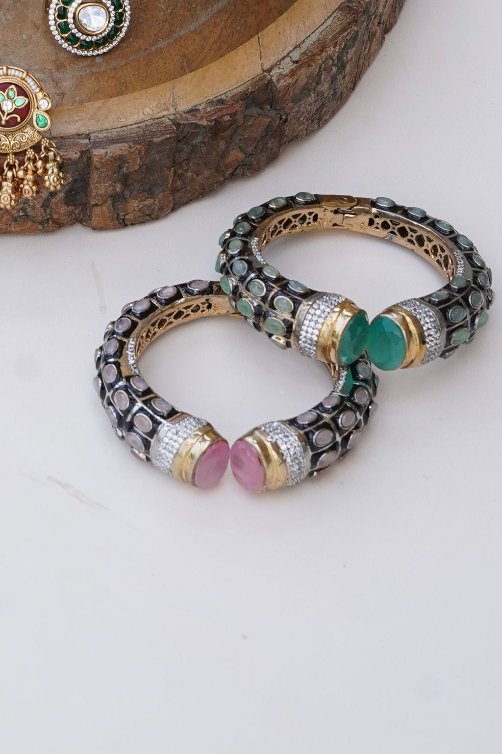 SEA GREEN CLUSTER STONE BANGLE BRACELET