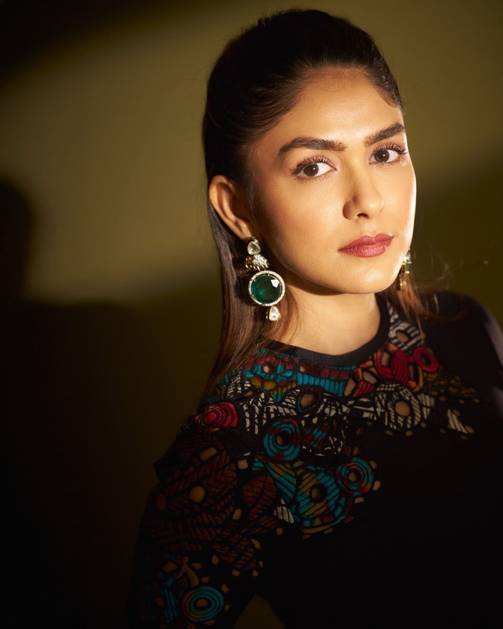 ELEPHANT AND POLKI EMERALD STONE EARRINGS