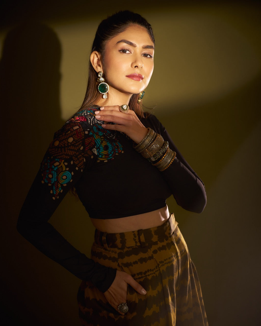 ELEPHANT AND POLKI EMERALD STONE EARRINGS