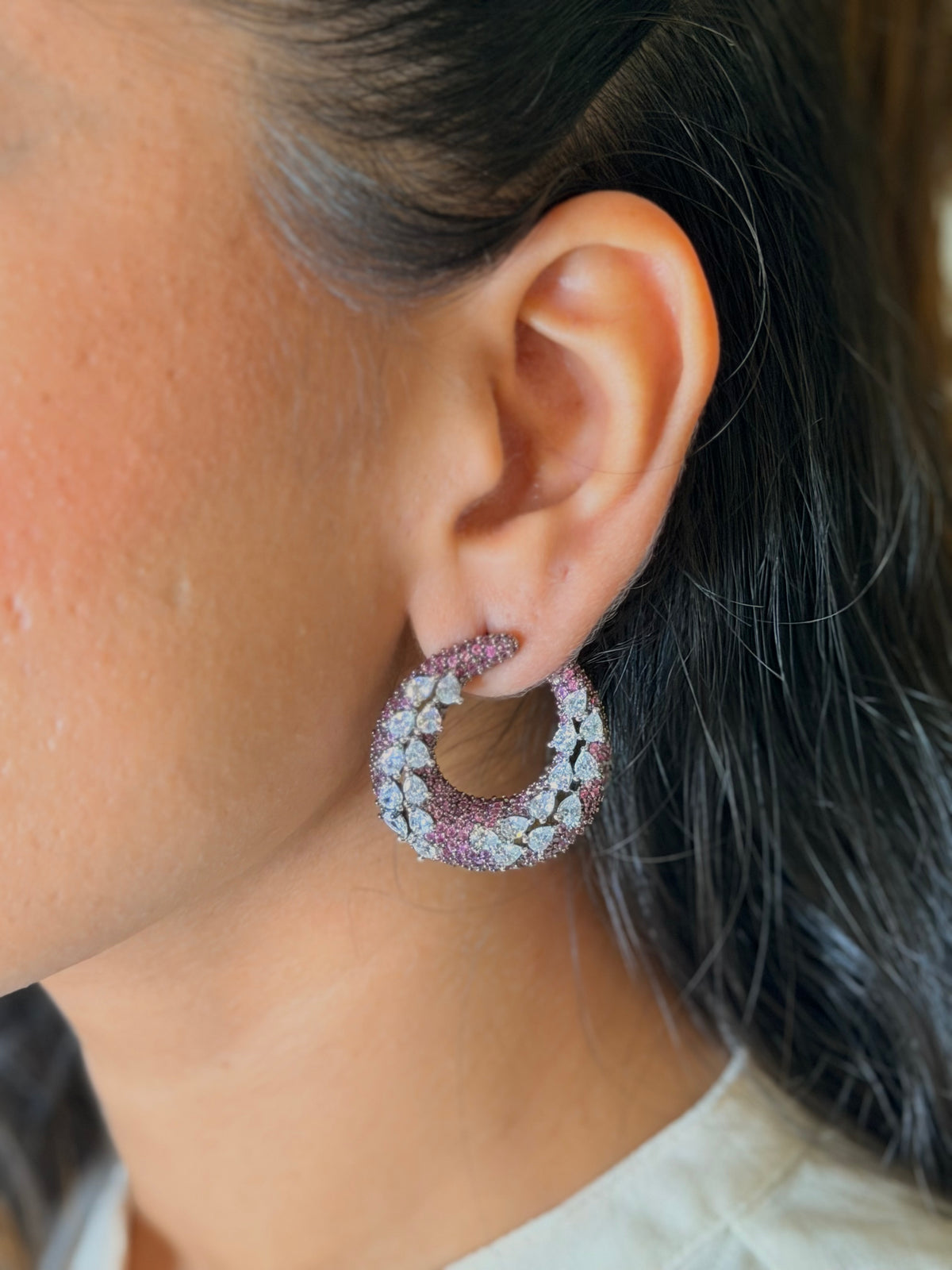 PINK NANO SETTING EARRINGS WITH CRYSTALS