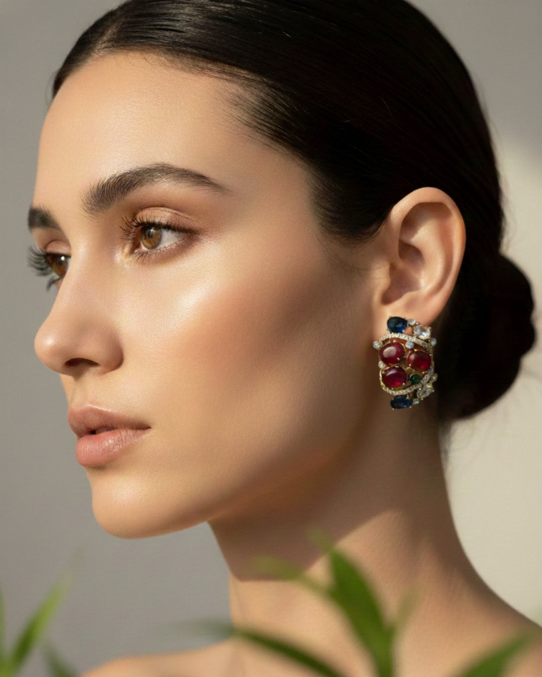 MULTICOLOURED STONES LONG STUDS